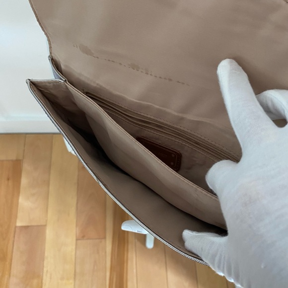 Nine West Silver clutch - Picture 4 of 4